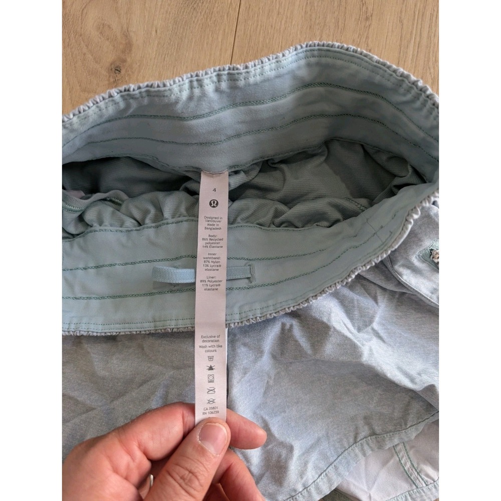 Lululemon‎ Tracker Short V *4" in Heather Lux Multi Hazy Jade Size 4 - Picture 7 of 12